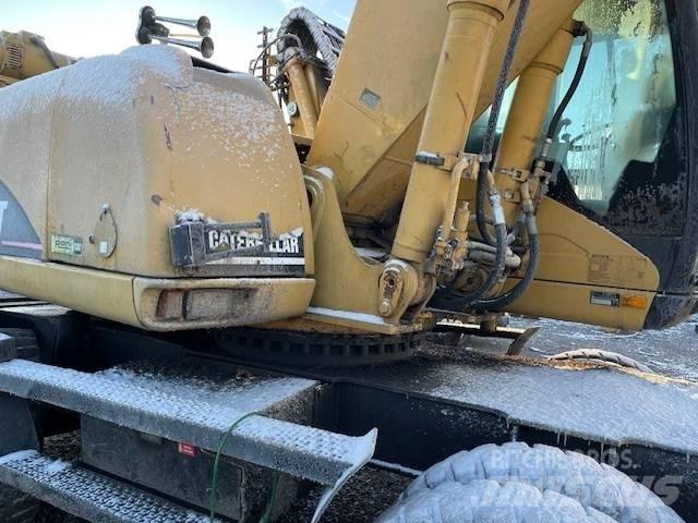 CAT M 322 C MH Bageri točkaši