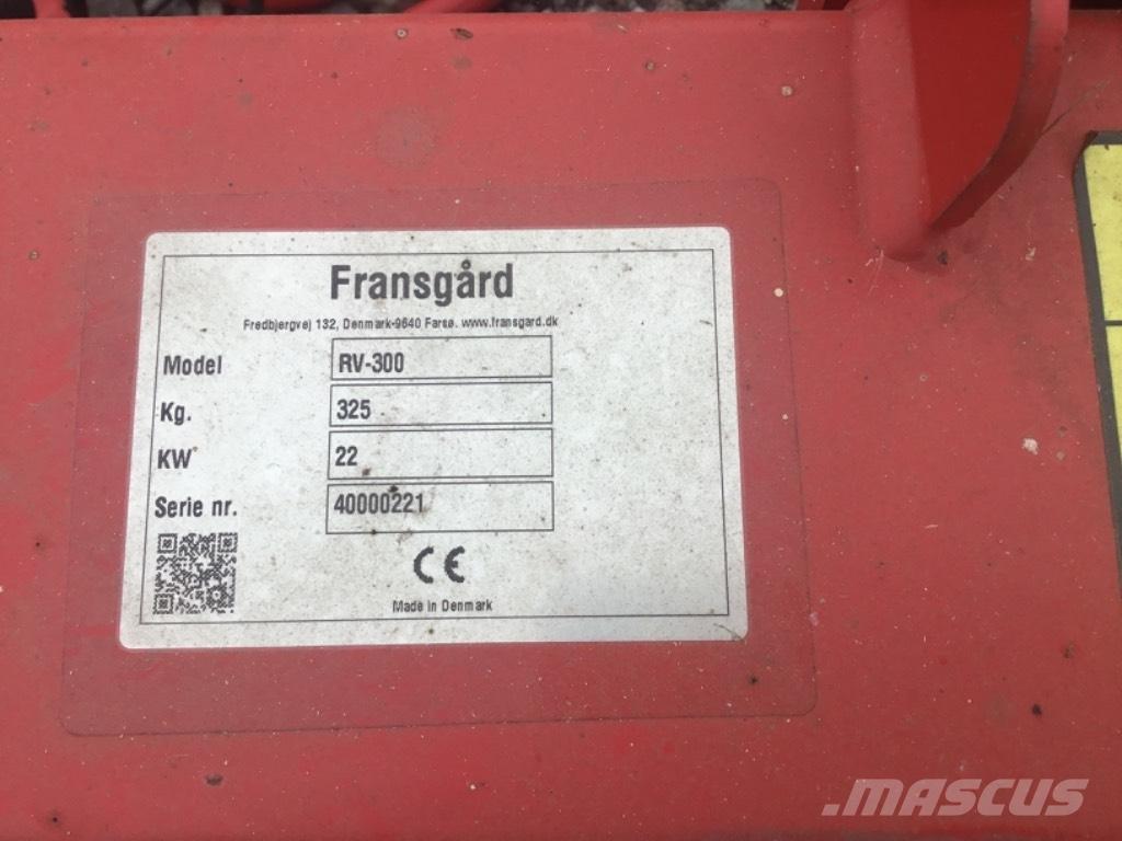 Fransgård RV 300 Okretači i sakupljači sena