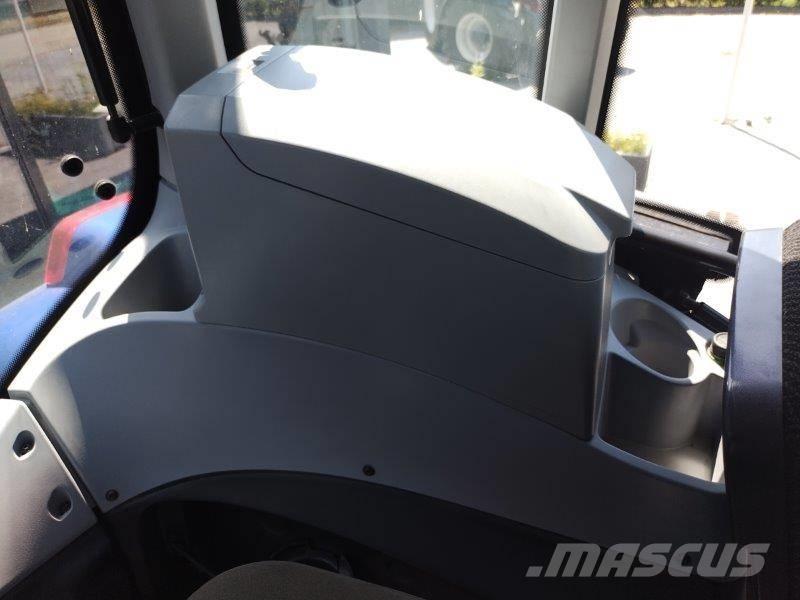 Valtra T194 A Traktori