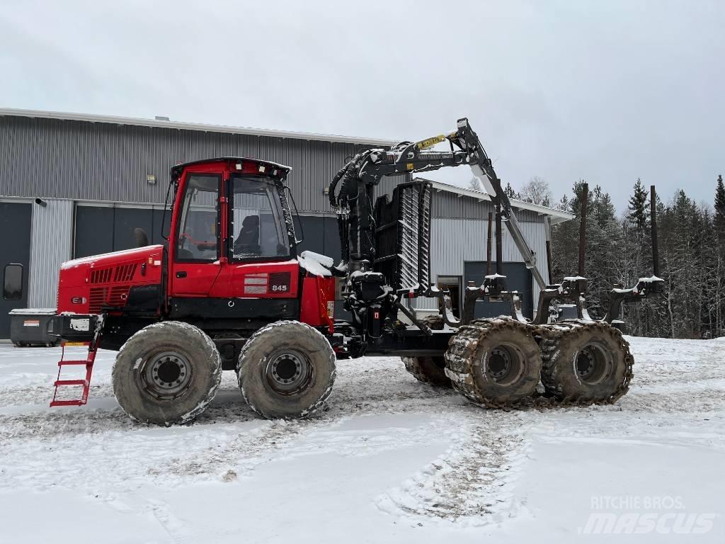 Komatsu 845 Forvarderi