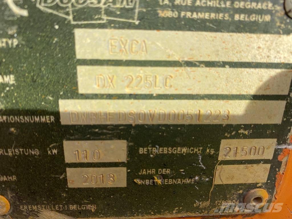 Doosan DX 225 LC Bageri guseničari