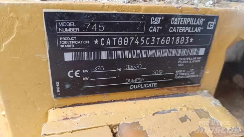 CAT 745 Zglobni damperi