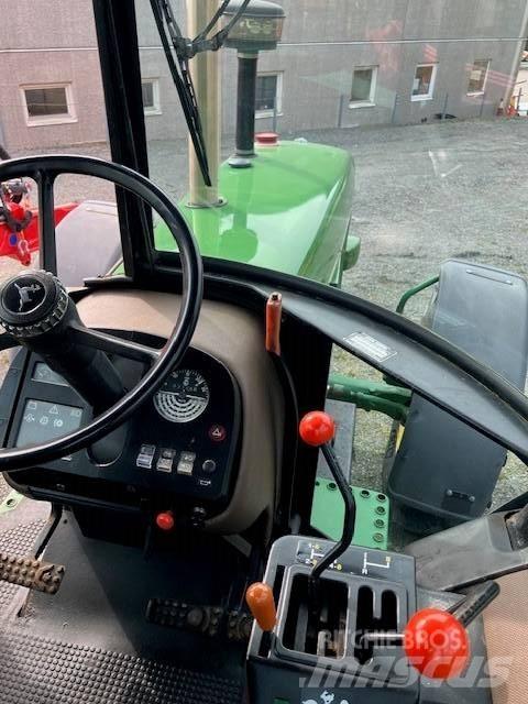 John Deere 3640 MFWD Traktori