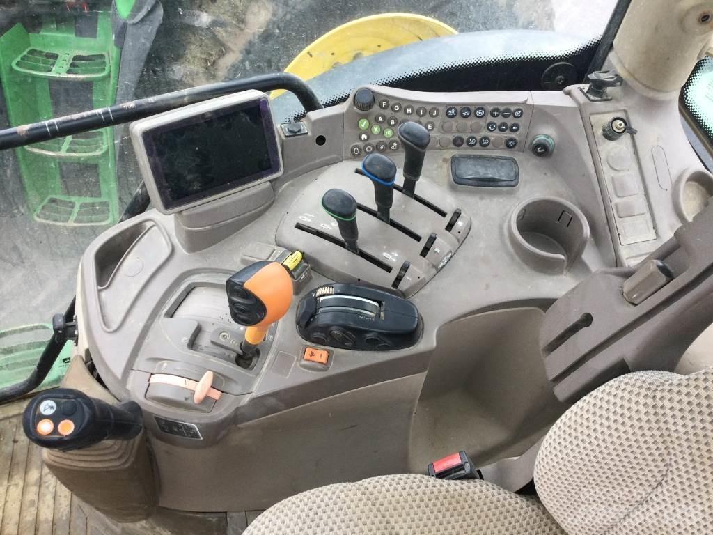 John Deere 6130R Traktori