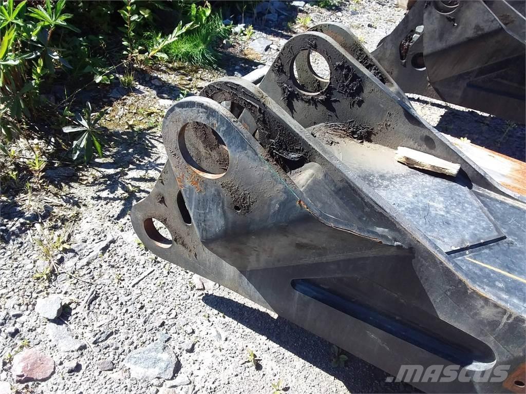 Komatsu C270h Kranovi za šumarske harvestere