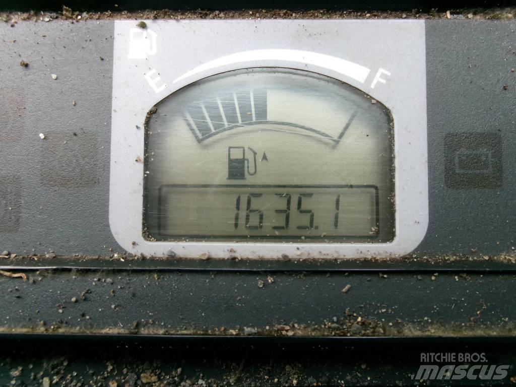 Hitachi 26U Mini bageri < 7t