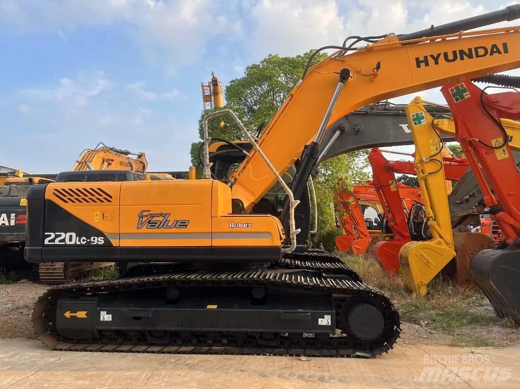 Hyundai R220LC-9S Bageri guseničari