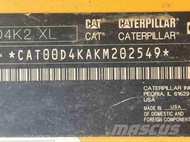 CAT D 4 K 2 XL Buldožeri guseničari