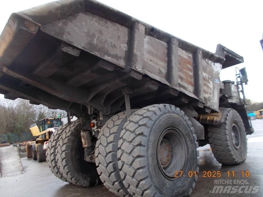 CAT 775G Kruti damperi