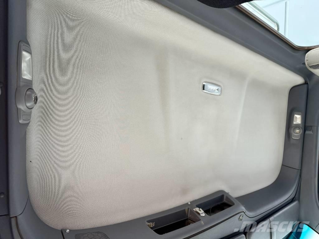 Peterbilt 567 Tegljači