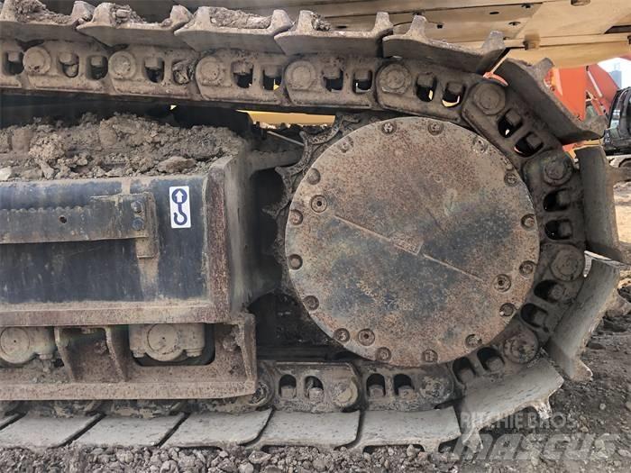 Komatsu PC450-8 Bageri guseničari