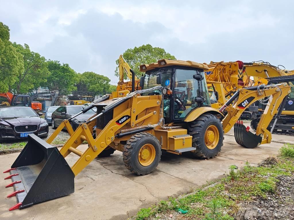 CAT 420 F Rovokopači