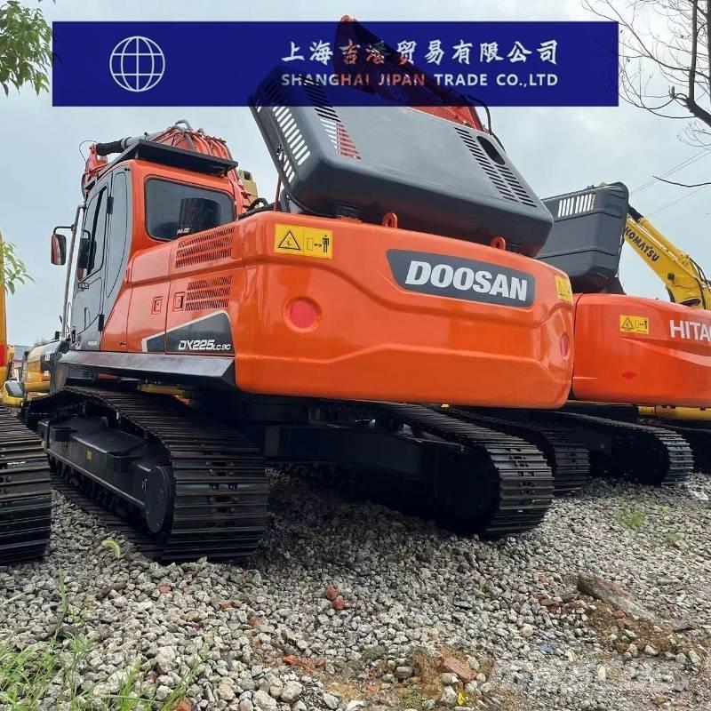 Doosan DX 225 Bageri guseničari