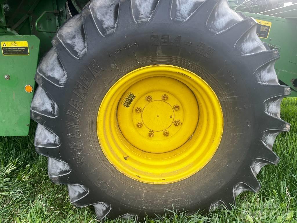 John Deere 1072 Kombajni