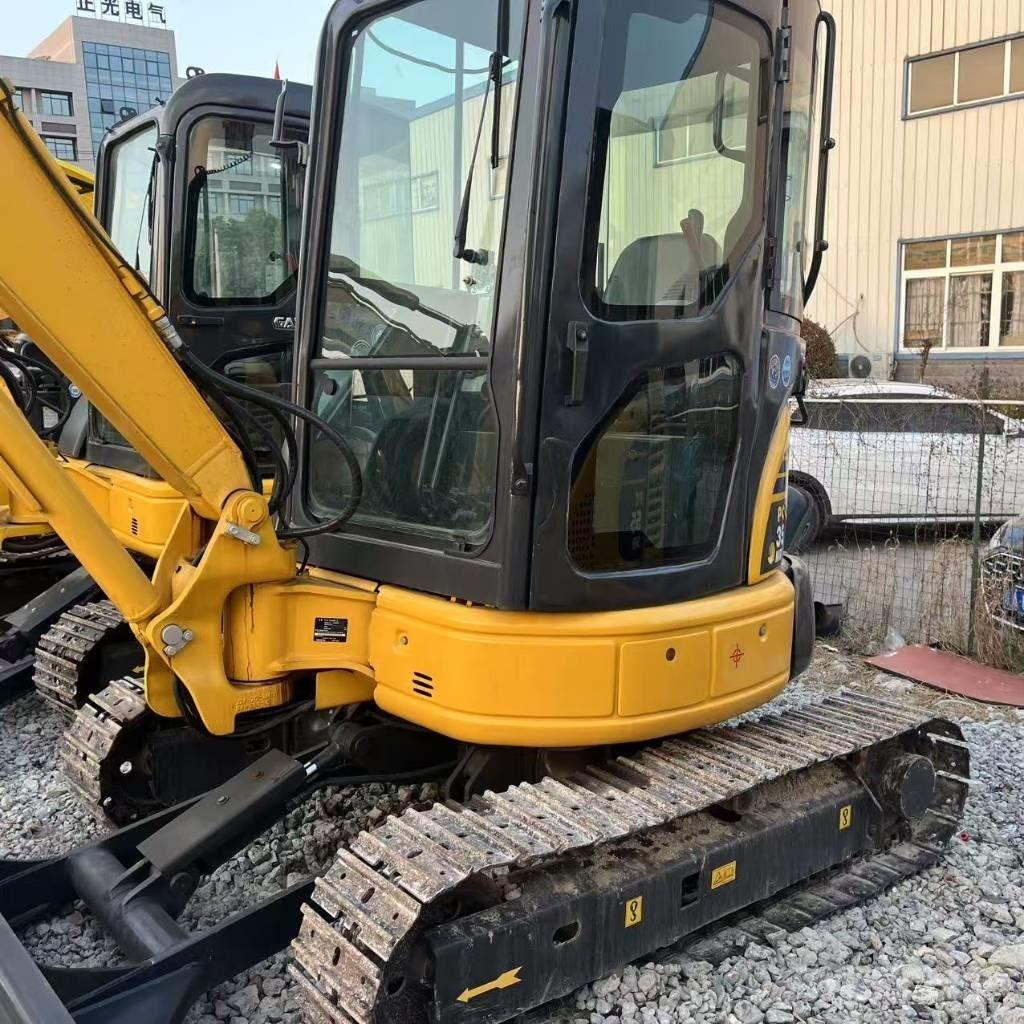 Komatsu PC 35 MR Mini bageri < 7t