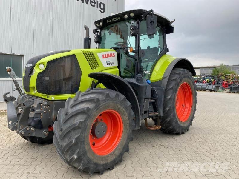 CLAAS AXION 830 Traktori
