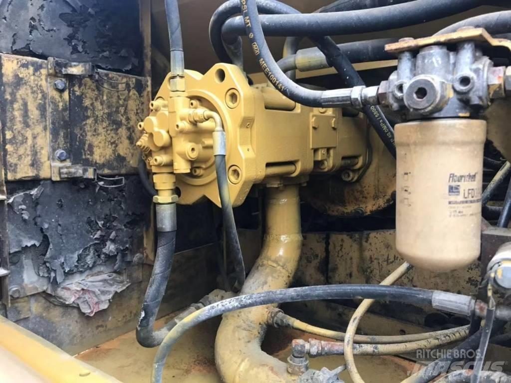 CAT 320 B L Bageri guseničari