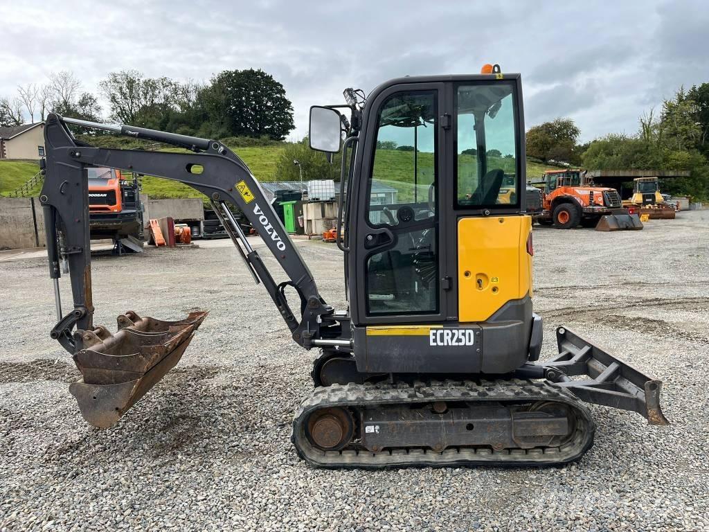 Volvo ECR 25 D Mini bageri < 7t