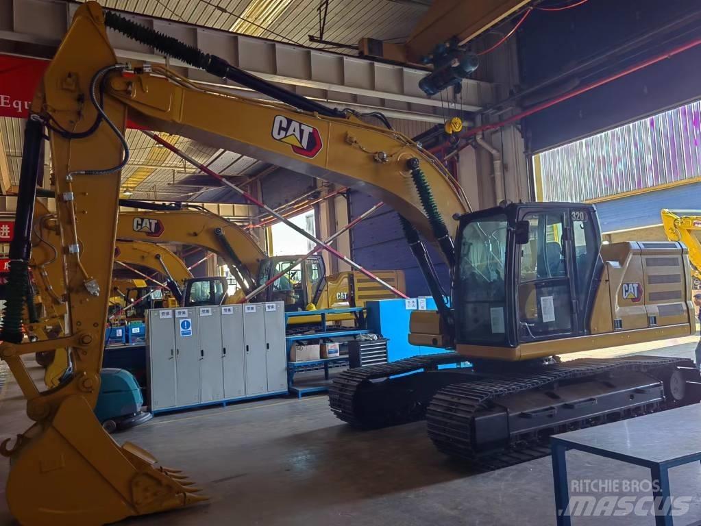CAT 2021 CAT 320 Bageri točkaši