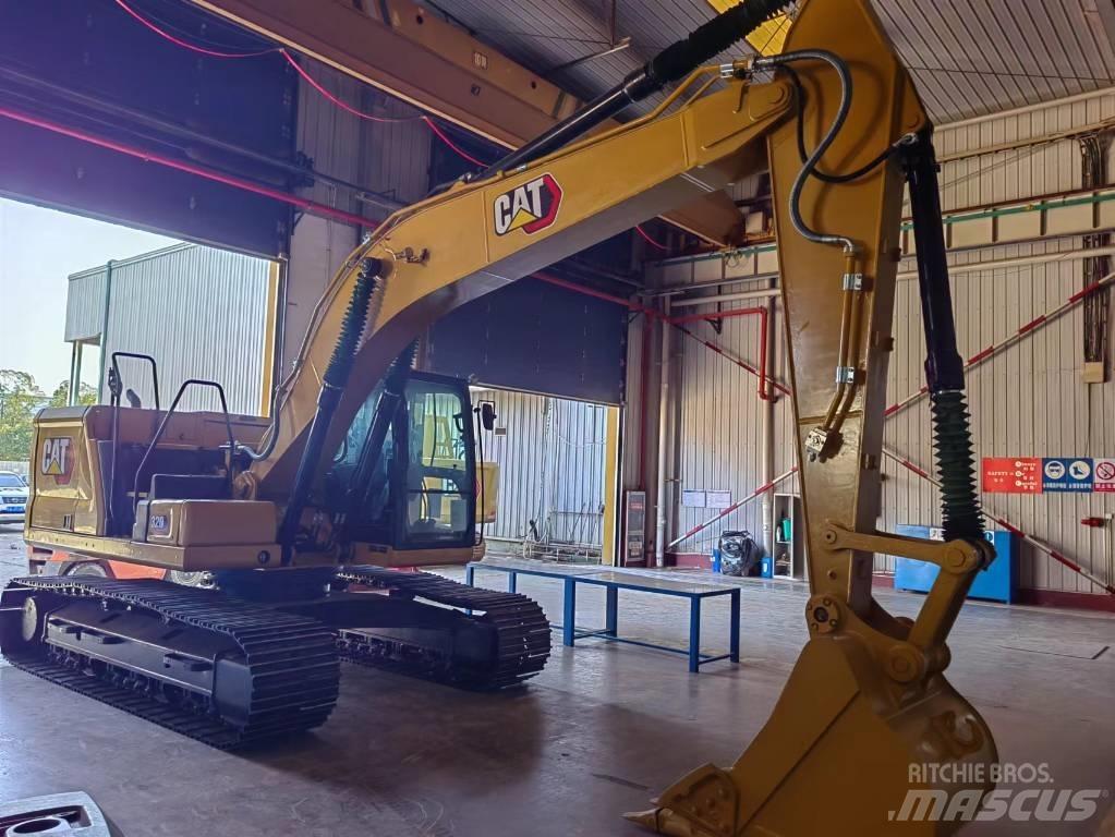 CAT 2021 CAT 320 Bageri točkaši