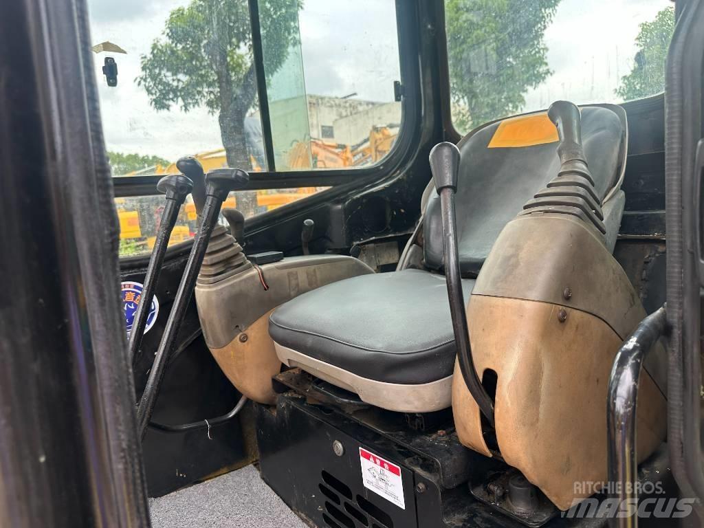 CAT 303 Mini bageri < 7t