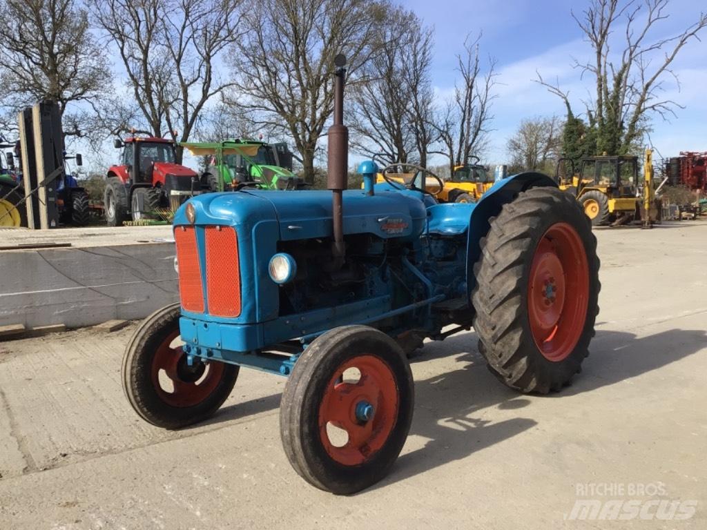Fordson Power Major Traktori