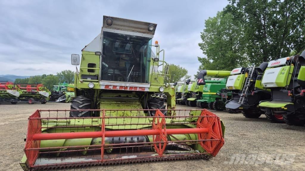 CLAAS Dominator 86 Kombajni