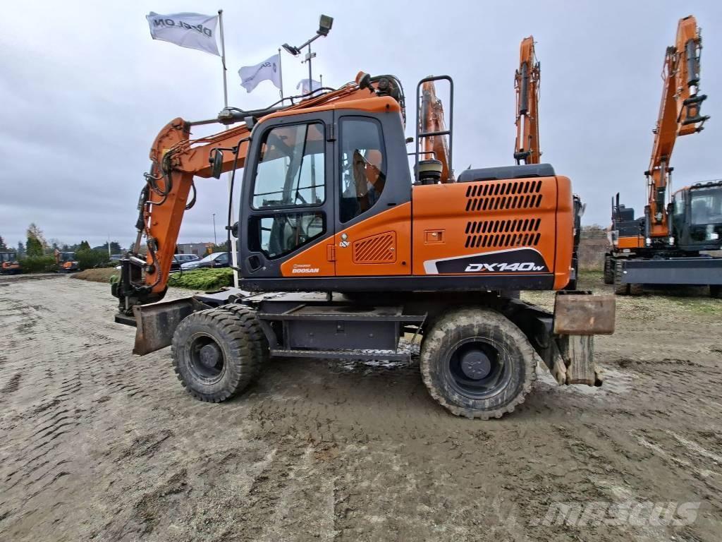 Doosan DX140W-5 Bageri točkaši