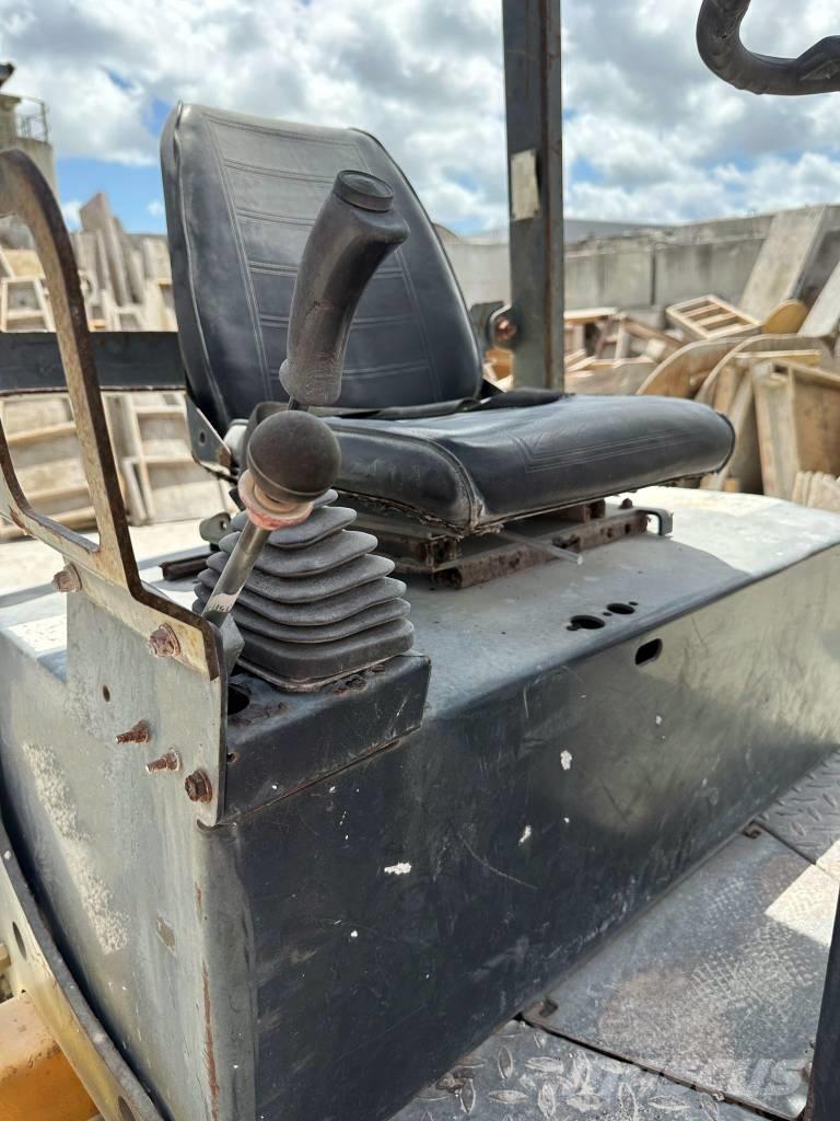 Bomag BW 120 AD-3 Valjci sa duplim bubnjem