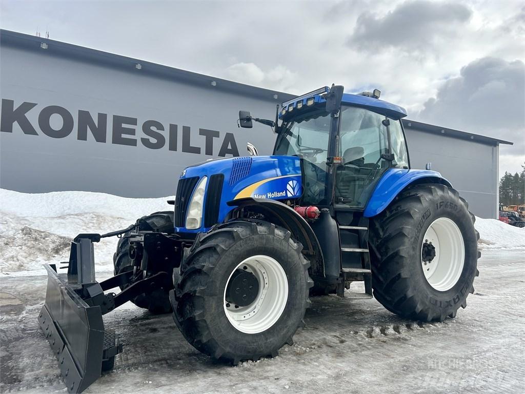 New Holland TG285 Traktori