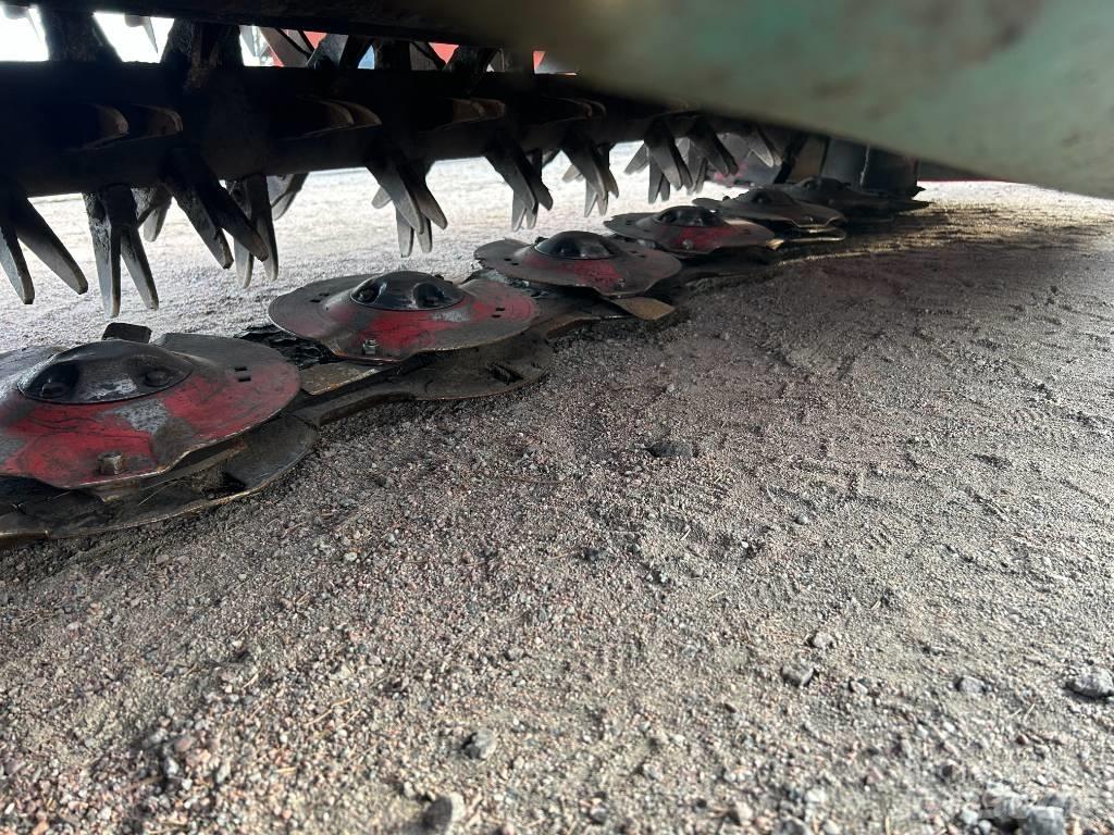 Kverneland 3232MN Uređaji za kosačice