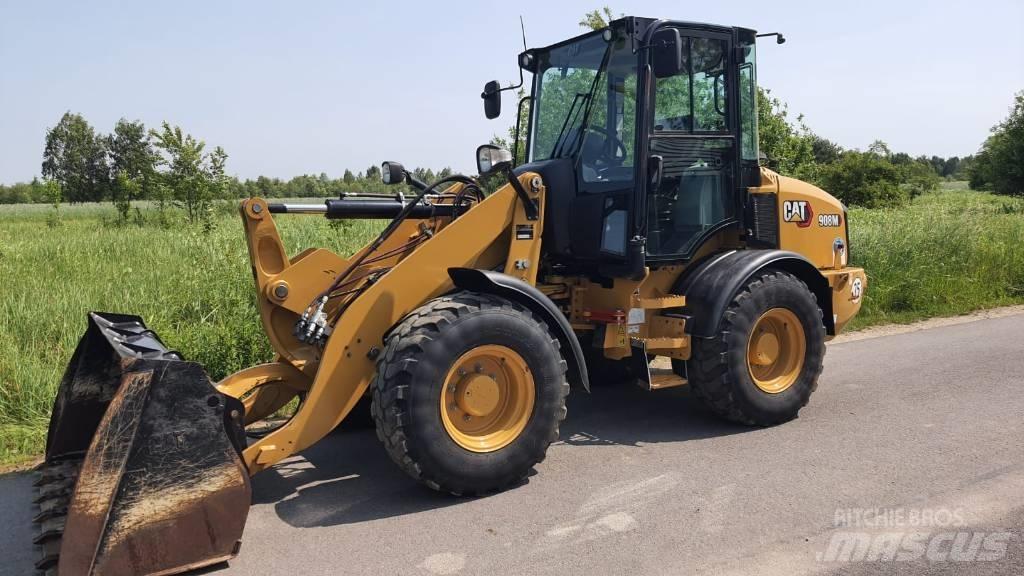CAT 908M Utovarivači na točkove