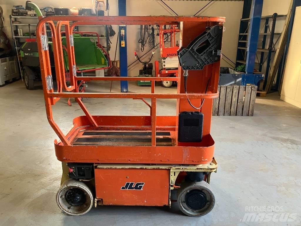 JLG 1230 ES Jarbolne penjajuće platforme