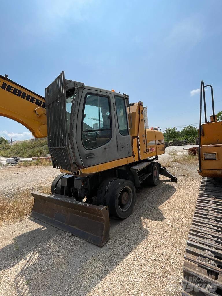 Liebherr A316 Bageri za prenos primarnih/sekundarnih sirovina