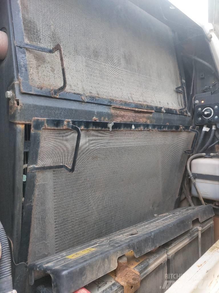 CASE CX 210 D Bageri guseničari
