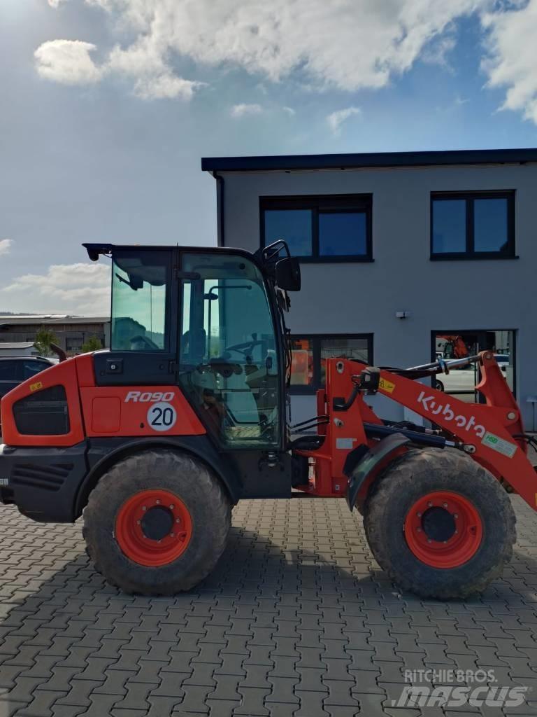 Kubota R 082 Utovarivači na točkove