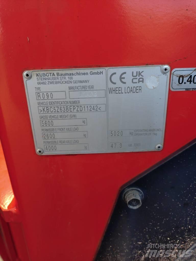Kubota R 082 Utovarivači na točkove