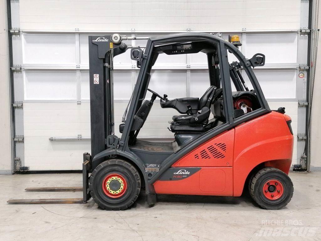 Linde H30T-02 Plinski viljuškari