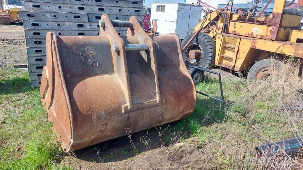 Komatsu PC 490 LC-11 Bageri guseničari