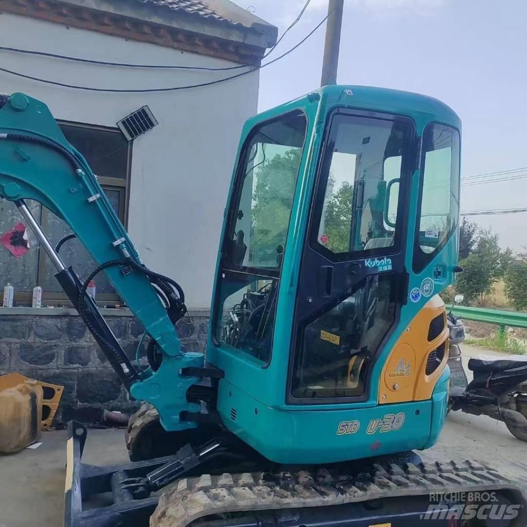 Kubota U 30 Mini bageri < 7t