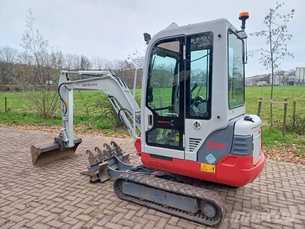 Takeuchi TB 219 Mini bageri < 7t