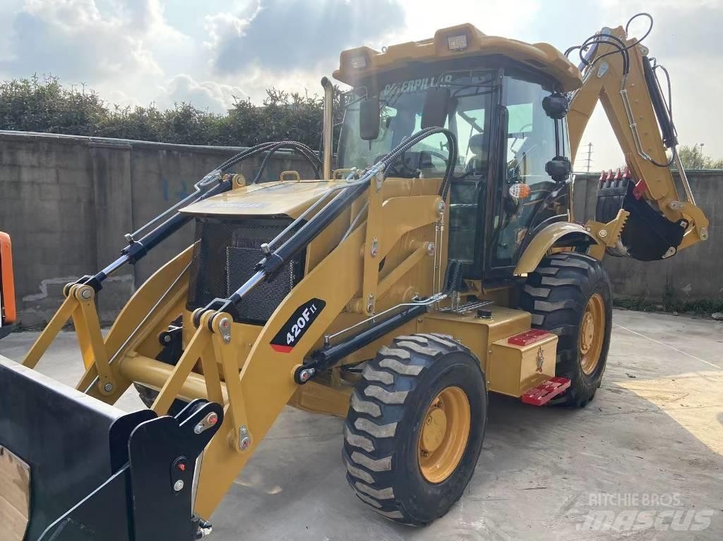 CAT 420 F2 Rovokopači