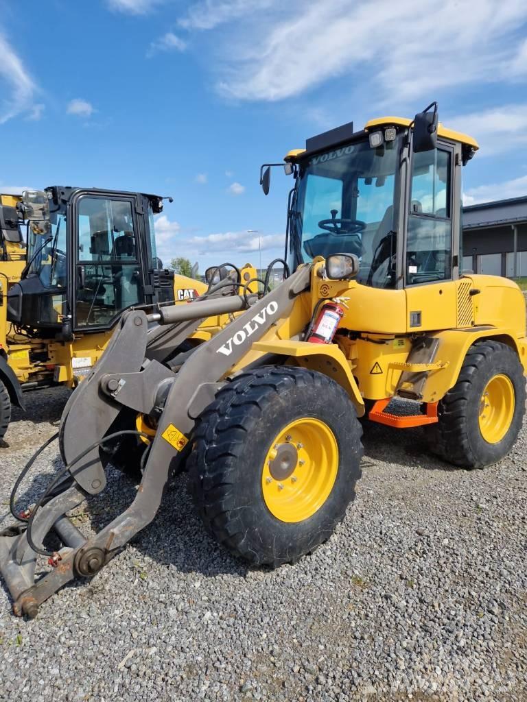 Volvo L 30 G Utovarivači na točkove
