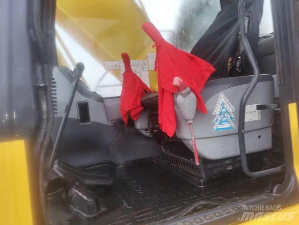 Komatsu pc220-7 Bageri guseničari