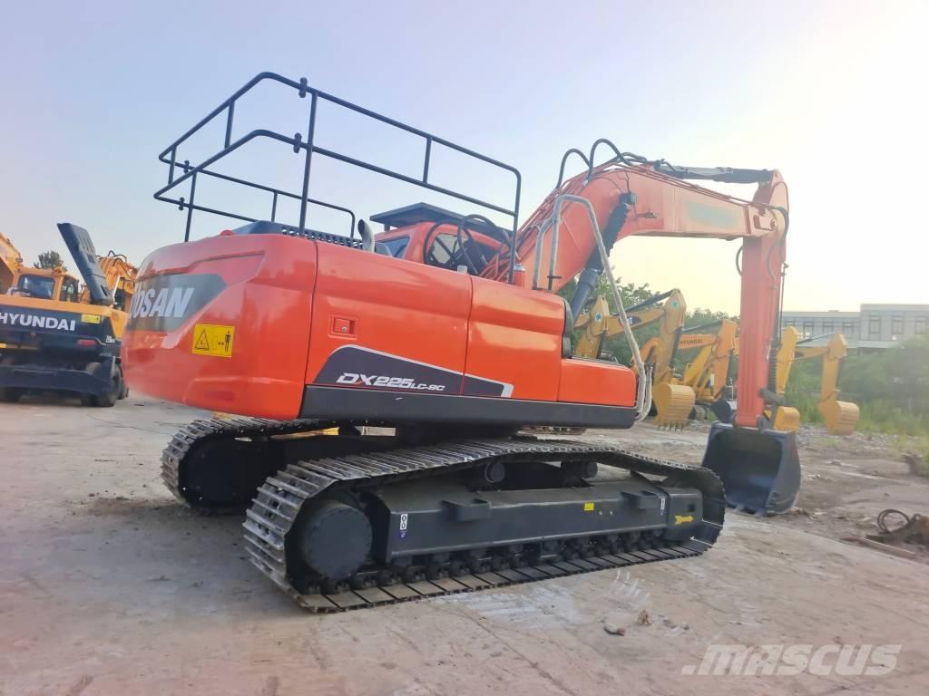 Doosan DX 225 LC-9C Bageri guseničari