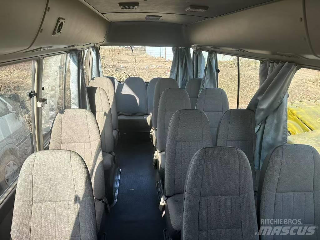 Toyota Coaster Bus Mini autobusi