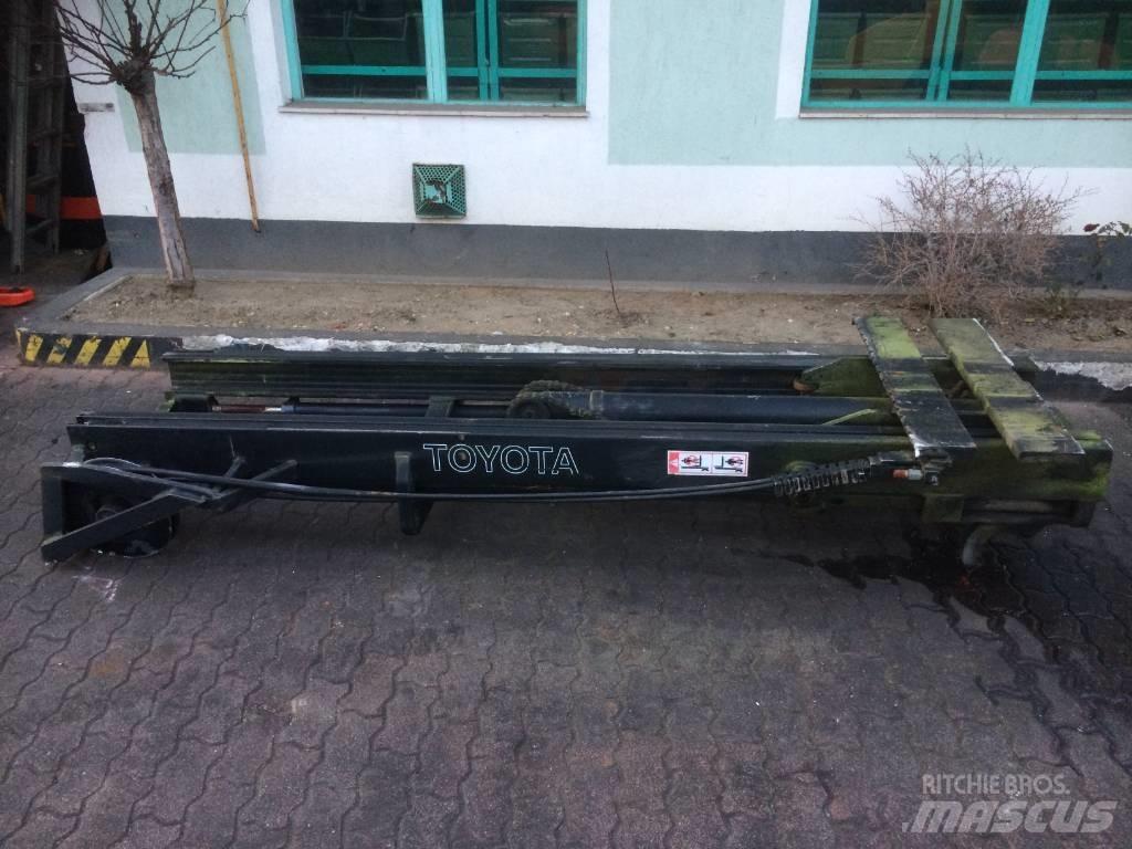 Toyota 6FD25 M-0240 Stubovi