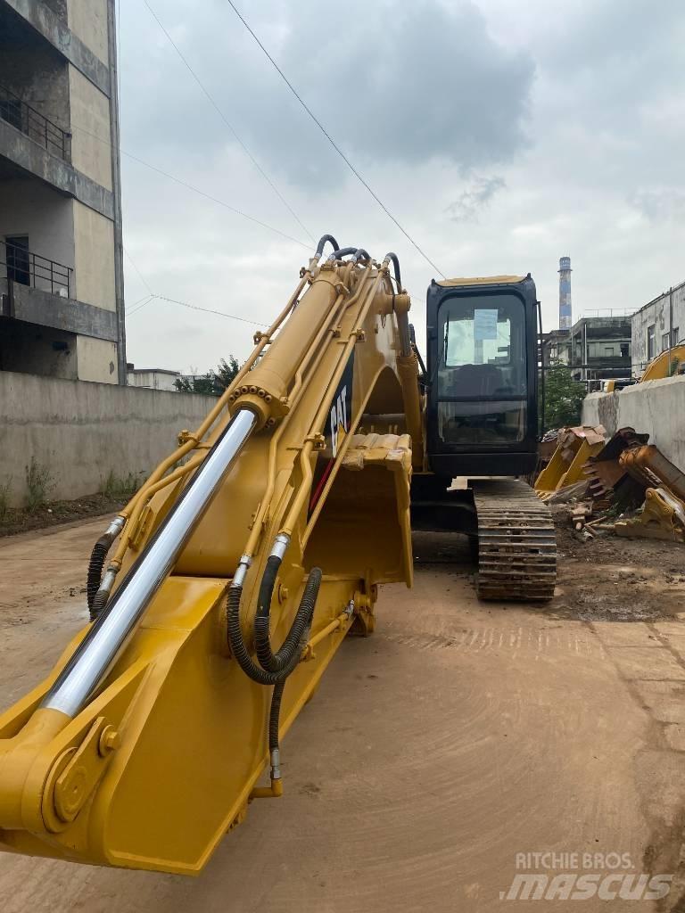 CAT 320 C Bageri guseničari