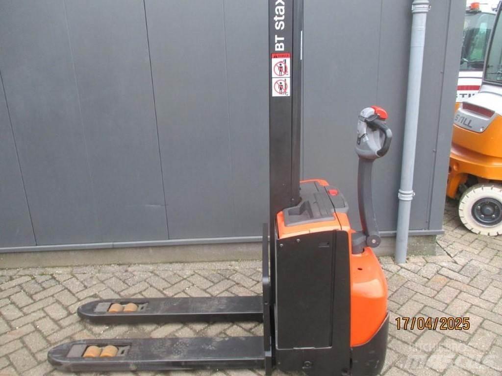 BT SWE 080L Ručni električni viljuškar