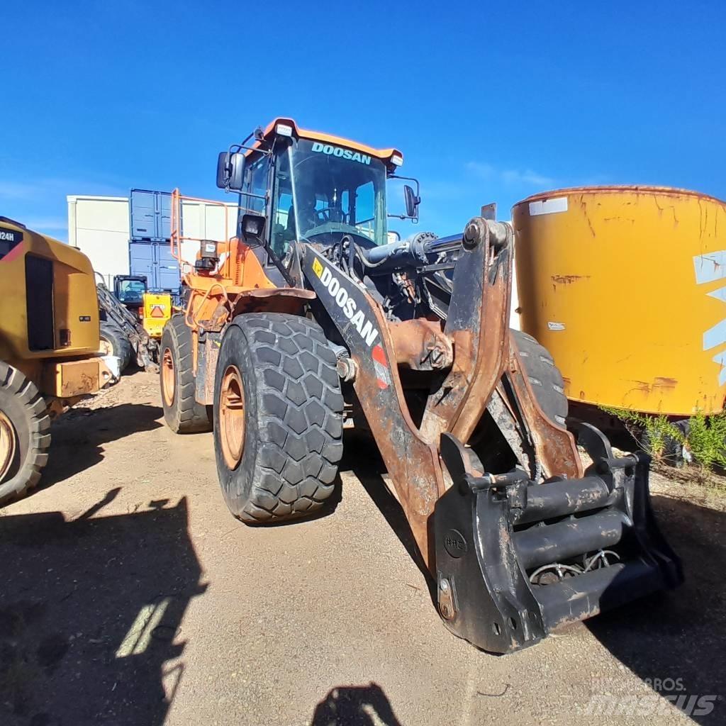 Doosan DL 300-5 Utovarivači na točkove